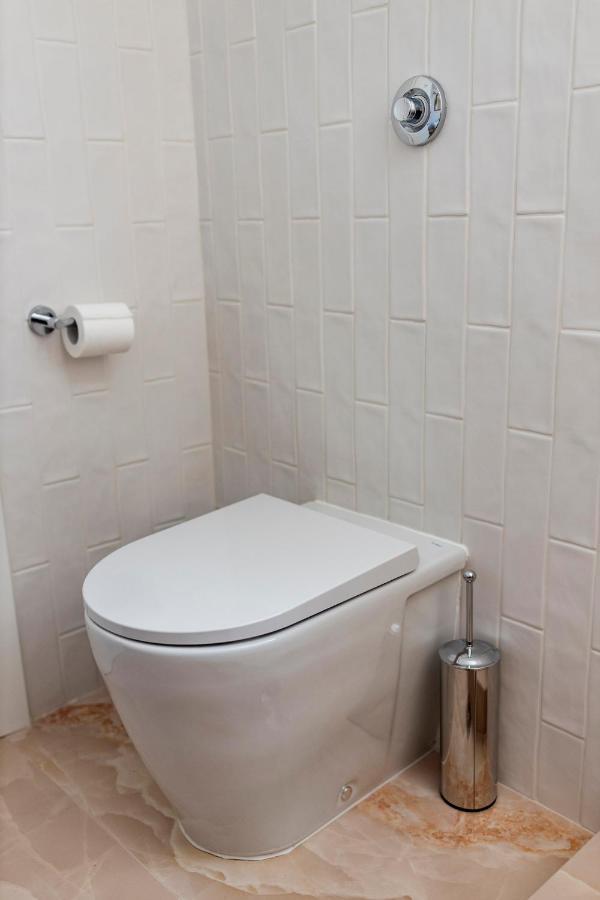 Honeybee Apartment Atena Exterior foto